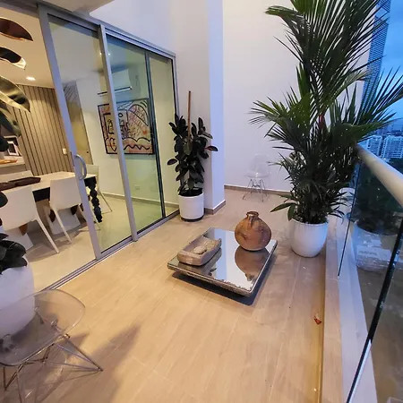 Duplex Vista Al Mar Y Centro Apartamento