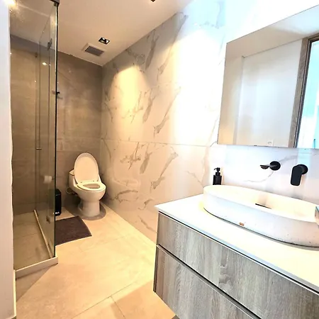 Apartamento Duplex Con Encanto Vista Centro Historico *