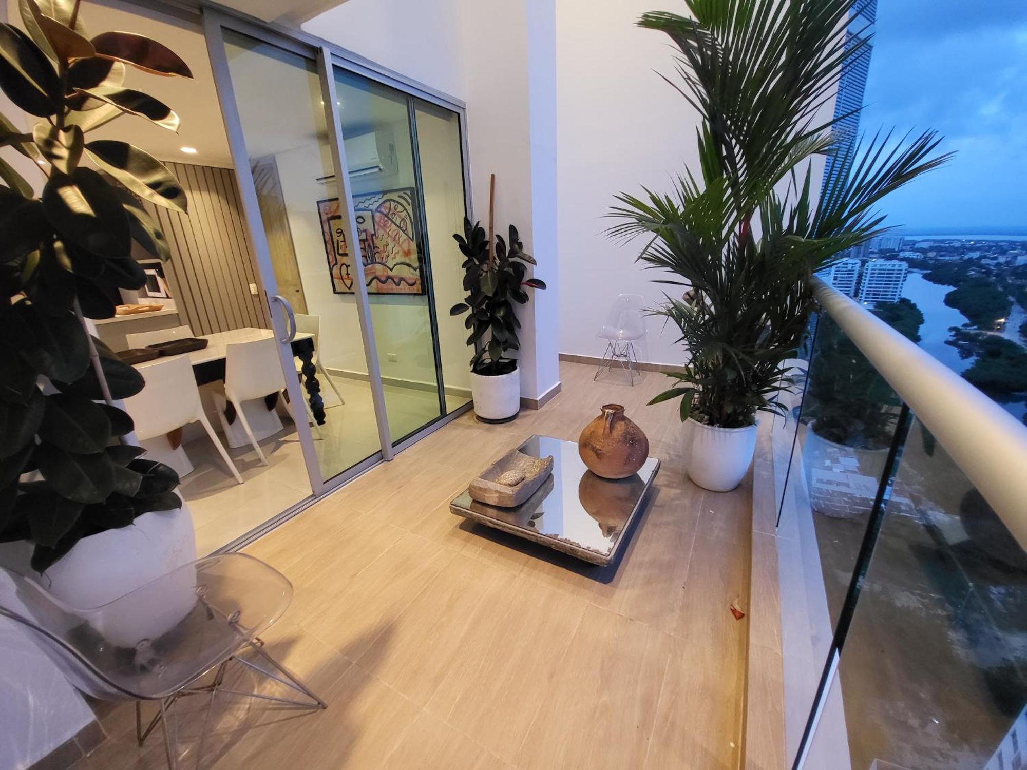 Duplex Vista Al Mar Y Centro Apartamento